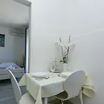 10 Apartment Makarska