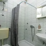 10 * マカルスカ