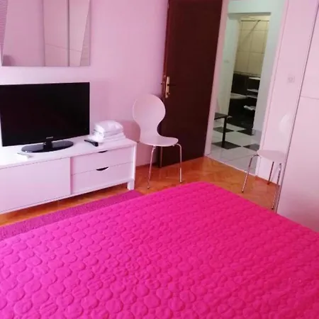 10 Apartman *